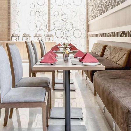 Hotel Grandhika Iskandarsyah Giacarta Esterno foto