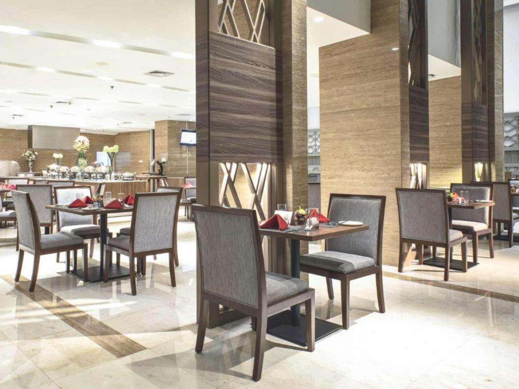 Hotel Grandhika Iskandarsyah Giacarta Esterno foto