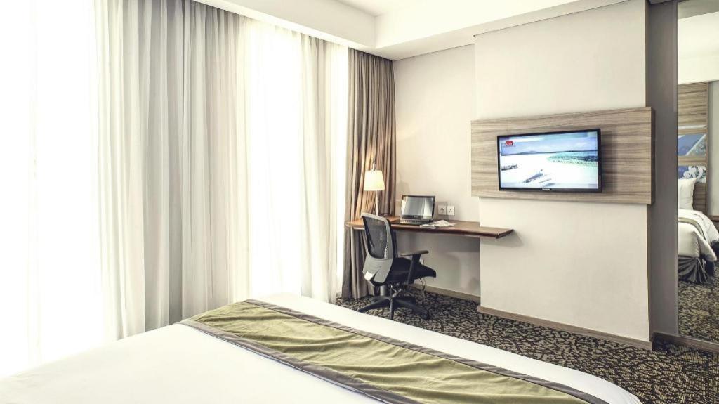 Hotel Grandhika Iskandarsyah Giacarta Esterno foto