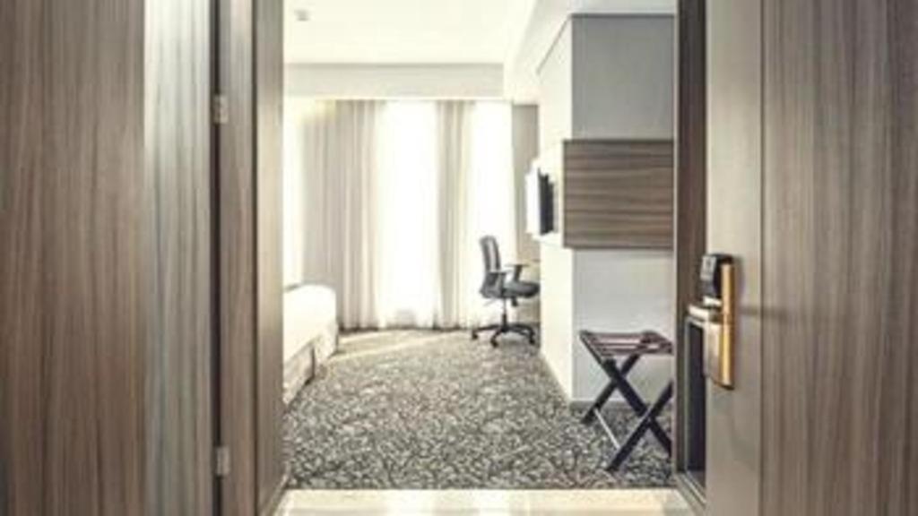 Hotel Grandhika Iskandarsyah Giacarta Esterno foto