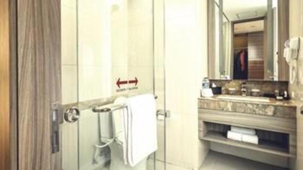 Hotel Grandhika Iskandarsyah Giacarta Esterno foto